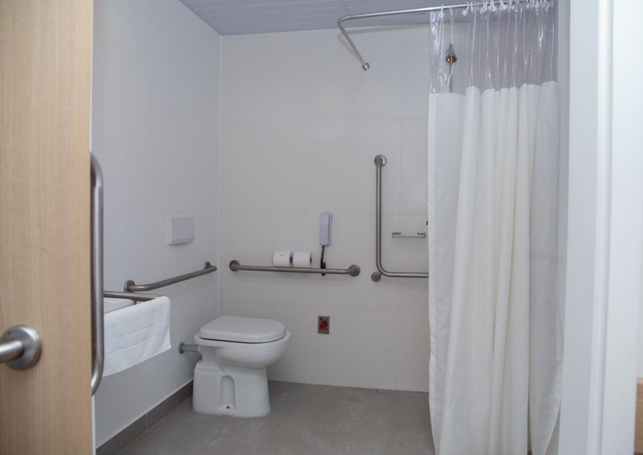 Ibis Budget Campinas Aquidaban Exterior photo
