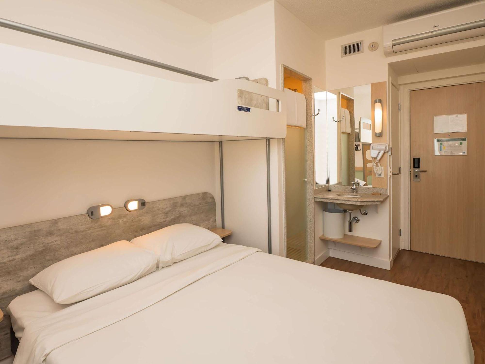 Ibis Budget Campinas Aquidaban Exterior photo