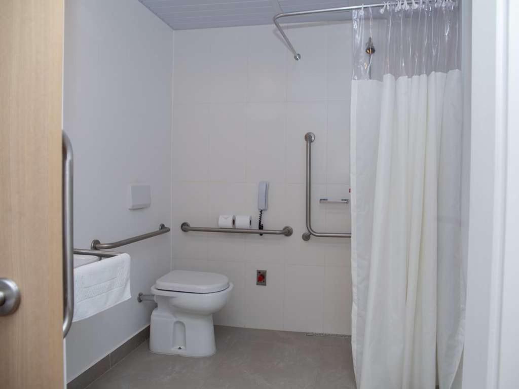 Ibis Budget Campinas Aquidaban Exterior photo